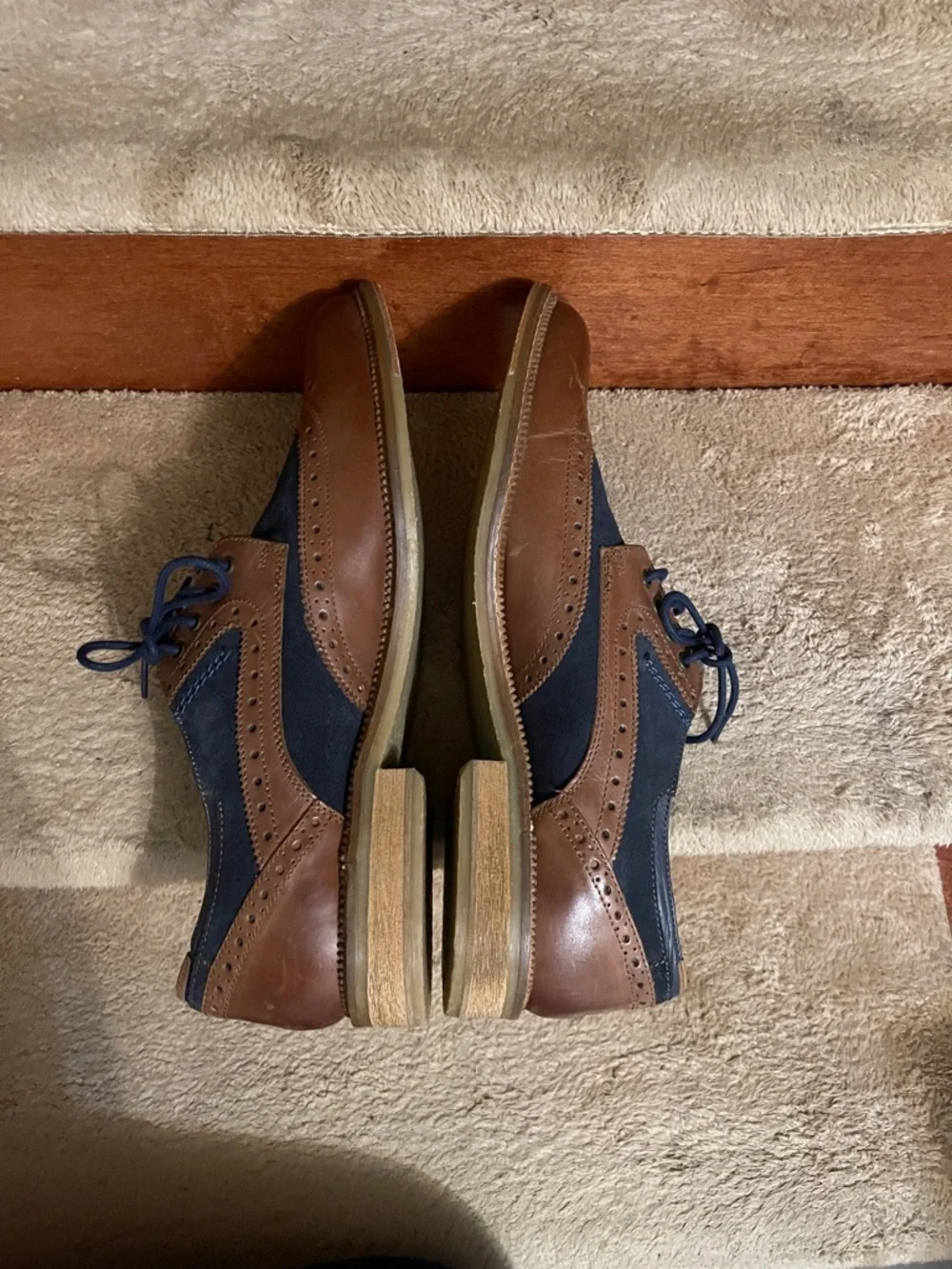 NWOT Goodwin Smith Hand Made Two-Tone Navy and Brown Wingtip Derby Leather Shoe